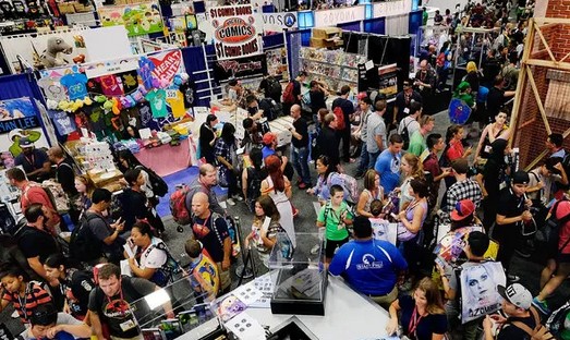 How Comic Cons Celebrate Comic Book Culture